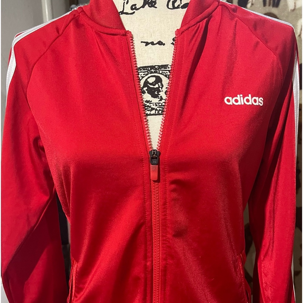Women’s Adidas medium track jacket
